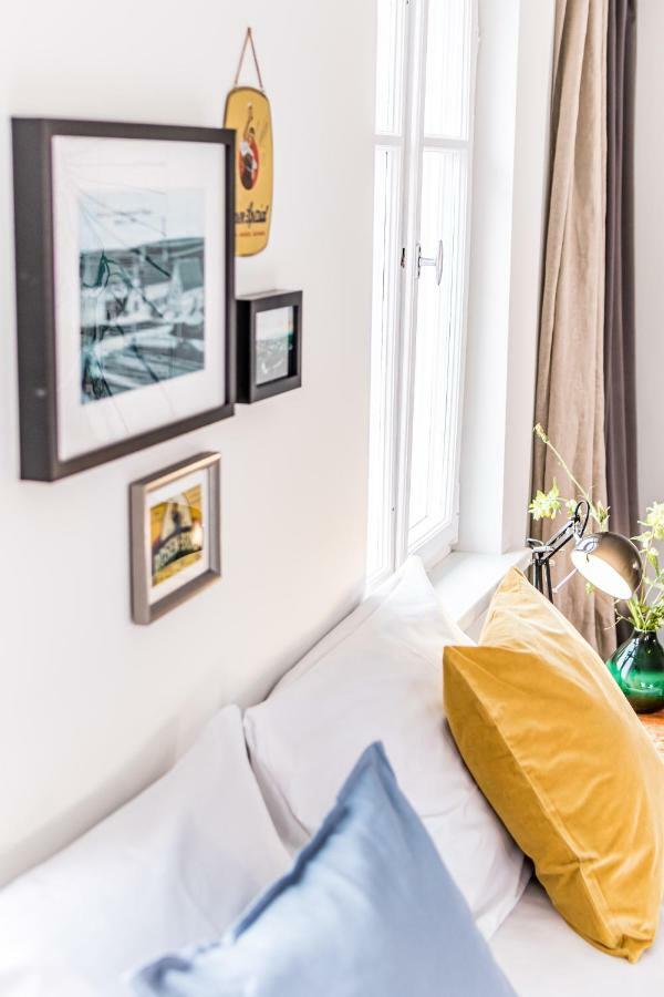 Hotel Das Q Aldingen  Екстер'єр фото